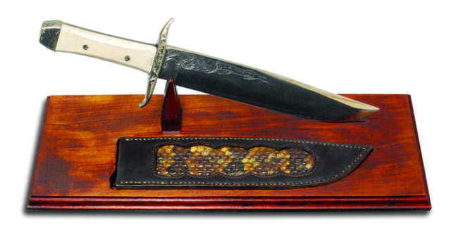 Bowie Knife  by Keith Casteel